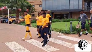 WATCH KAIZER CHIEFS PLAYERS BEFORE TRAINING SESSION [upl. by Bixby692]