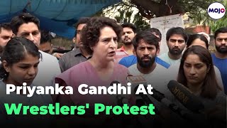 Priyanka Gandhi Cries With The Wrestlers Offers Support and Solidarity Vinesh Phogat Sakshi Malik [upl. by Erida]