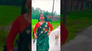 1 km दौड़ कर ये बताने आई थी😃😃 comedy awadicomedy funny [upl. by Gladdie268]