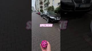 Co się stanie jeśli Super Piłka 🥎 wypadnie z samolotu ✈️ 🤔 yt short video superpiłka [upl. by Ellennad]