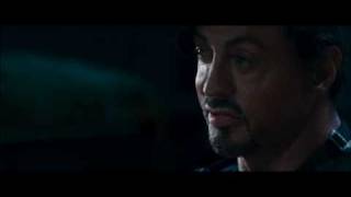 EXPENDABLES  UNITE SPECIALE  Extrait 1  VF [upl. by Ymerrej725]