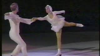 Ludmila and Oleg Protopopov  1984 World Professional Championships AP [upl. by Lodge]