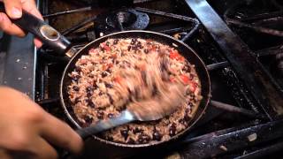 How to make Gallo Pinto Costa Rican Beans and Rice [upl. by Anoo]