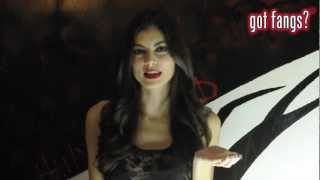 Retractable Fangs HOW TO w LeeAnna Vamp  Got Fangs [upl. by Punke]