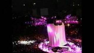 Shania Twain Intro and Man I Feel Like a Woman Live in Philadelphia Up World Tour [upl. by Erdnoed976]