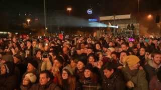 Capodanno a Firenze brindisi con Max Pezzali [upl. by Stent441]