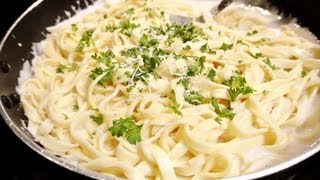 Receta Salsa Alfredo para Pasta [upl. by Saval]