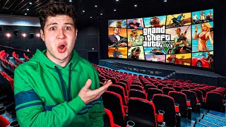 JUGANDO GTA 5 en el CINE 🎮🎬 Grand Theft Auto V [upl. by Walke]