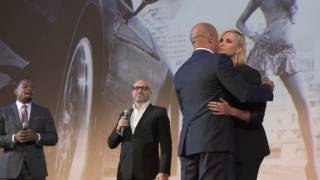 AvantPremière  Fast and Furious 8 Arrivée des acteurs [upl. by Helsell363]