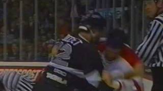 Rick Tocchet vs Stephane Quintal Oct 23 1995 [upl. by Alfonse1]