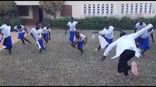 Les enfants de linternat de Guinagourou au Bénin dansent sur Jérusalema de Master KG [upl. by Azaria451]