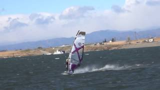 Windsurfing jibe 加速するレイルジャイブ 新世界一のジャイブ王聖書。 [upl. by Scholz]