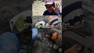 Siska afrina korban marapi yang ditemukan terakhir oleh timsar marapi shorts viral gunung [upl. by Maurie]