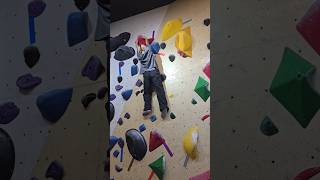 한발짝 한발짝 조심스럽게 완등 🧗‍♀️👣 climbing 클라이밍 볼더링 bouldering 클라이밍파크 한티 [upl. by Coney757]