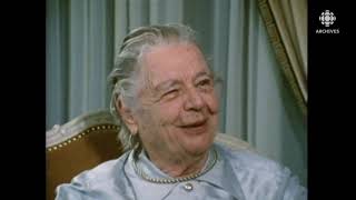 Entrevue avec Marguerite Yourcenar en 1985 [upl. by Notlit201]