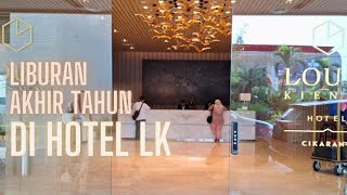 Walking Tour  Merasakan Asiknya Liburan Akhir Tahun di Sini LK Louis Kienne Hotel Chadstone [upl. by Asilla]