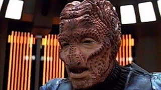 The Hirogen hunt Species 8472  Star Trek Voyager  Prey  S4E15 [upl. by Read997]