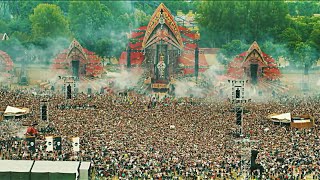 Defqon1  Earthquake  Crowd Control  Left To Right [upl. by Sophie]