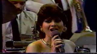 Sonia Lopez y su orquesta canta Deddie Romero 001 [upl. by Ahtinak]