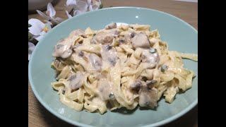 Des Tagliatelles à la sauce crémeuse [upl. by Garvey243]