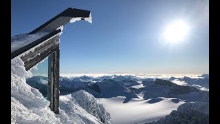 Visit Jotunheimen Topptur på ski til Galdhøpiggen 2496 moh [upl. by Noirda]