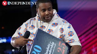 Kenan Thompson brings Project 2025 book up on DNC stage [upl. by Orual]