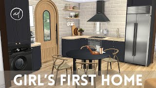 GIRLS FIRST HOME  Sims 4  CC SPEED BUILD [upl. by Haliled]