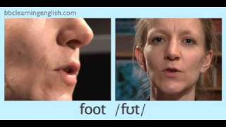 English Pronunciation 👄 Short vowel ʊ  ‘foot’ ‘put’ amp ‘good’ [upl. by Llennyl]