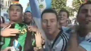 Argentina vs mexico mundial alemania 2006 guerra de hinchas [upl. by Ariaek]