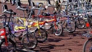 Raleigh Choppers up the Thames  London 2013 [upl. by Nahaj]