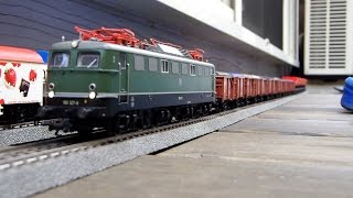 märklin HOメルクリン HO 鉄道模型  ウッドデッキでmarklin37853 DB BR150 [upl. by Ynatterb]