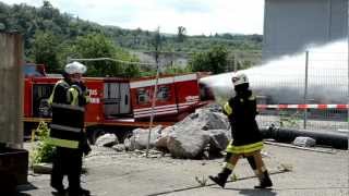 Turbolöscher Betriebsfeuerwehr Evonik Industries BadischRheinfelden 10062012 [upl. by Hildegaard253]