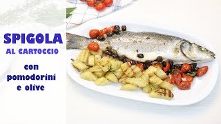 SPIGOLA AL CARTOCCIO con pomodorini e olive 🐟 ricetta facile  sea bass in foil [upl. by Ahsinotna154]