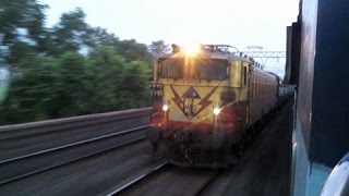 12378 Padatik Express races with 13186 Gangasagar Express [upl. by Eilitan]