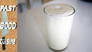 Comment faire le frappé milk shake vanille Mcdo  FastGoodCuisine [upl. by Enerod]