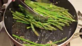 How to Cook Asparagus in a Pan [upl. by Florian]