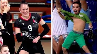 Yuliya Gerasimova vs Niño bailarin [upl. by Ahsinid375]