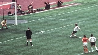 WM FINALE 1974 TOR BREITNER AMATEURAUFNAHMEN World Cup 1974 Finale Breitner 11 Amateur Footage [upl. by Adli]