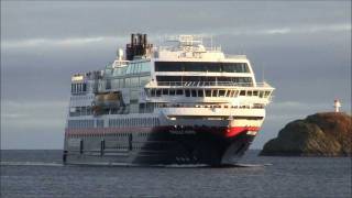 Hurtigruten  Trollfjord  Svolvær [upl. by Ardnot]