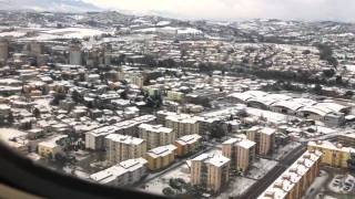 Landing in Pescara with the snow  ATTERRAGGIO A PESCARA CON LA NEVE [upl. by Yelsnya]