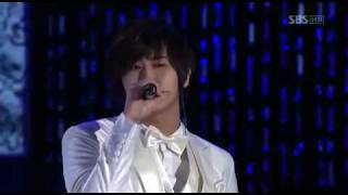 45th BaekSang Arts Awards SS501 Because Im Stupid Live 090227 [upl. by Portingale]