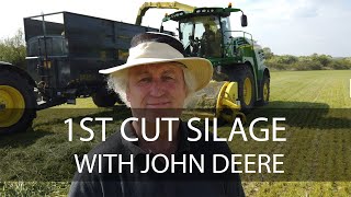 1st Cut Silage in 2020  John Deere 8400  John Deere 6250r  Rolland trailers [upl. by Roman25]