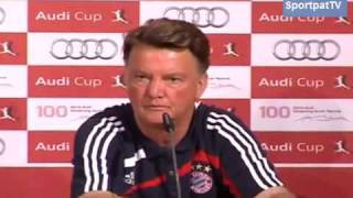 Van Gaal macht einen Journalist fertigHQ [upl. by Aettam222]