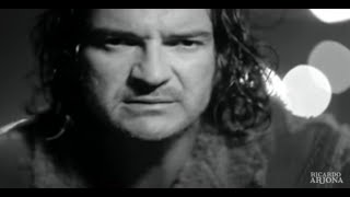 Ricardo Arjona  Mojado feat Intocable Video Oficial [upl. by Letizia274]