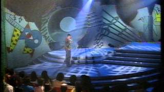 Ziana Zain  Madah Berhelah 1992 LIVE [upl. by Arondel]