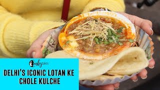 Delhis Iconic Lotan Ke Chole Kulche  Delhi Street Food  Curly Tales [upl. by Paver]