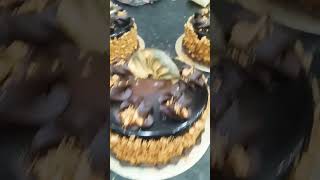 Ferrero rocher cake decorating ideas yummy cake cakeart [upl. by Kwasi]