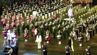 Auld Lang Syne pipes amp drums  Musikparade Lanxess Arena Köln [upl. by Stuart]