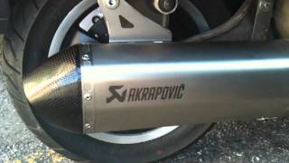 Vespa GTS 250 Akrapovic [upl. by Fanchie]