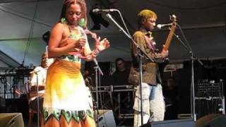 Live  Chiwoniso  AfroLatino festival 2008 [upl. by Hola152]